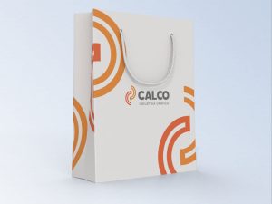 Bolsas personalizadas con cordón, cinta o troqueladas